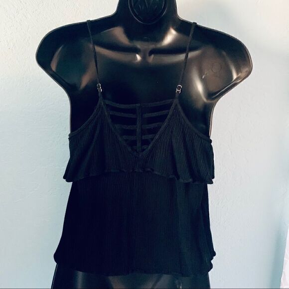 Full tilt black crop top Size Medium - Picture 5 of 8